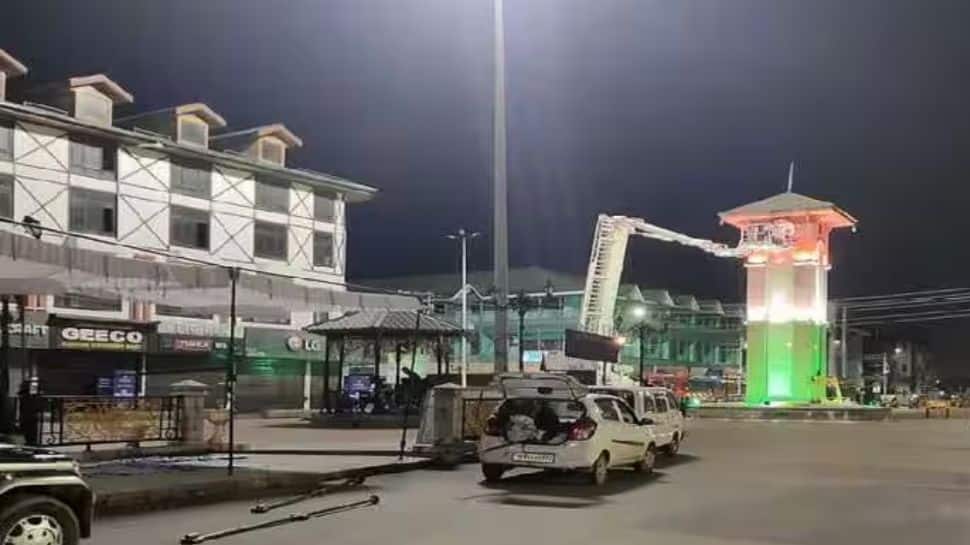 j&k-polls-2024:-triangular-battle-heats-up-in-lal-chowk-as-bjp-eyes-victory-against-nc-and-pdp