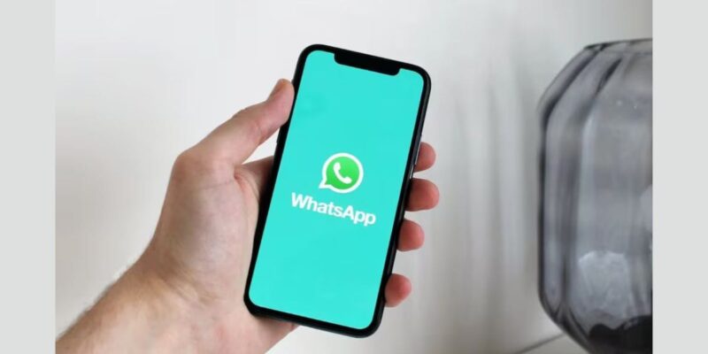 whatsapp-down-in-india,-many-users-say-unable-to-send-messages,-upload-status