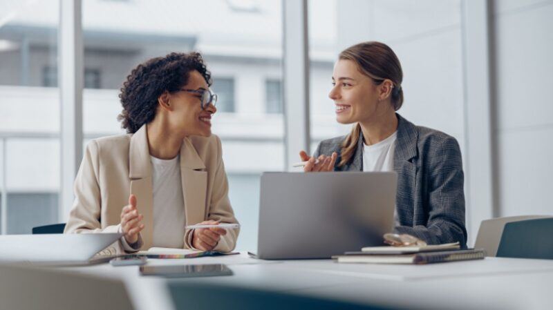 navigating-work-challenges-with-6-strategies-for-effective-communication
