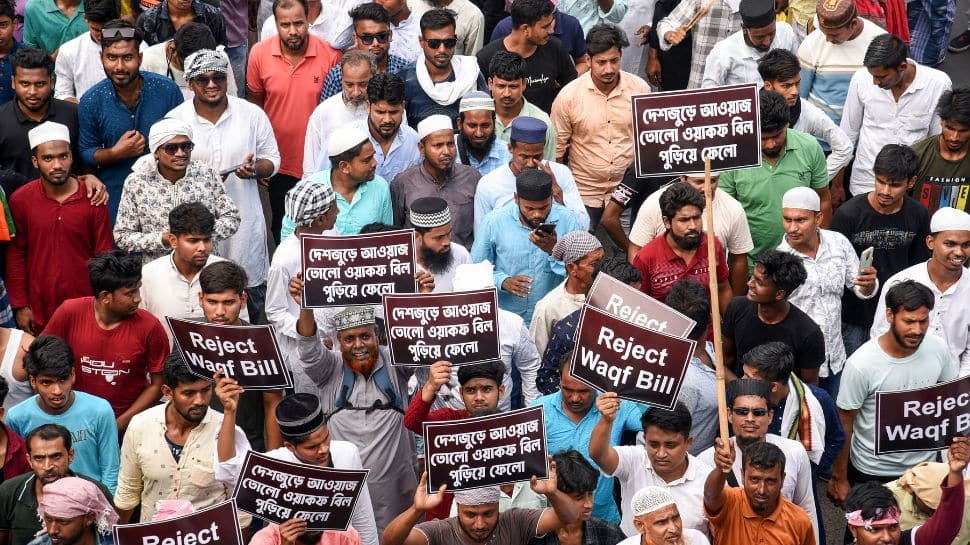 `freedom`-chants-echo-as-waqf-bill-protests-heat-up-across-india-–-dna-analysis