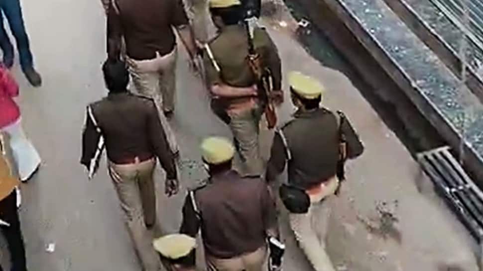 up-man-returns-from-dubai-only-to-get-killed-by-wife,-her-lover-nephew;-body-found-in-suitcase