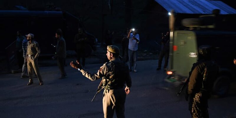 indian-navy,-ib-officers-killed-in-pahalgam-terror-attack-in-j&k;-uae,-nepal-residents-among-16-dead