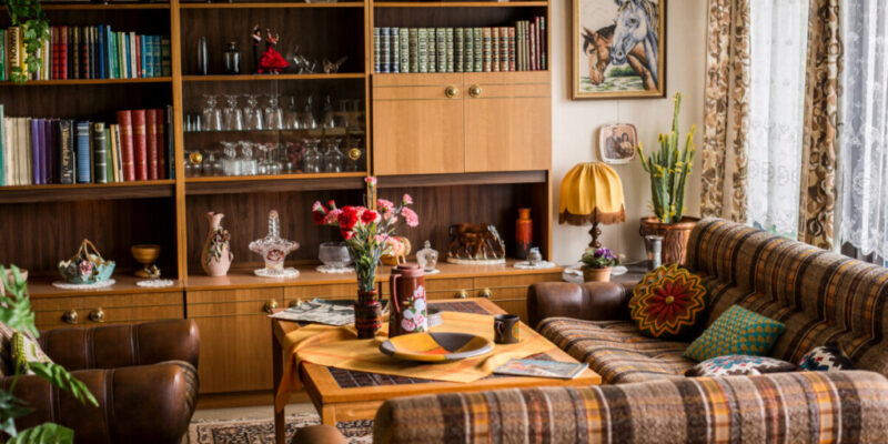 what-is-considered-vintage?-a-complete-guide-to-vintage-home-decor