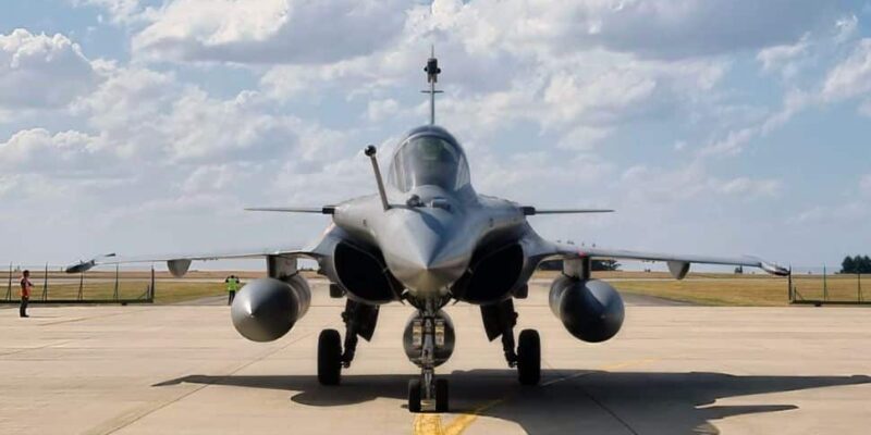 india,-france-to-sign-rs-63,000-cr-rafale-marine-deal-on-monday