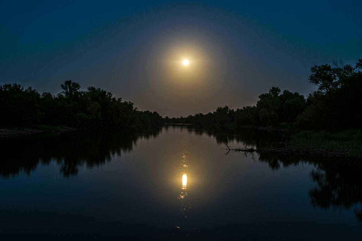 a-visual-guide-to-moon-phases-and-their-meaning