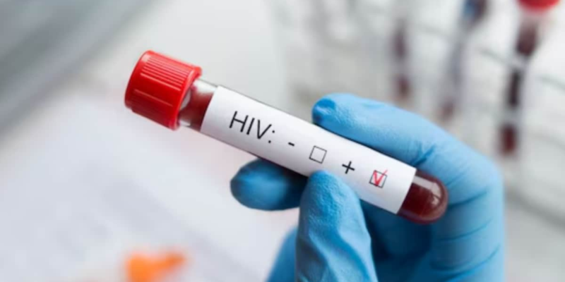 hiv-cases-rising-among-50+-age-group,-says-alarming-lancet-report