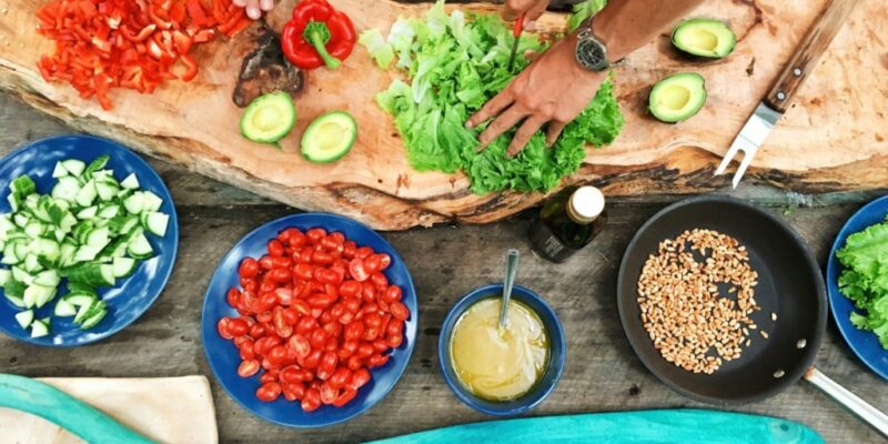 how-to-build-an-outdoor-kitchen:-a-guide-to-creating-a-space-you’ll-love