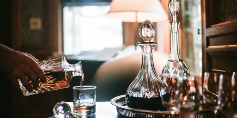 home-dry-bar-101:-12-dry-bar-ideas