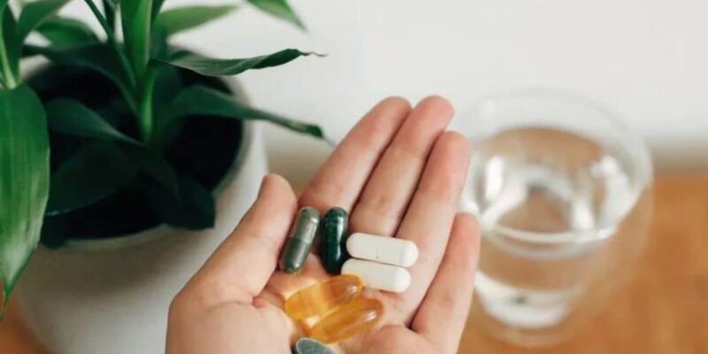 6-essential-supplements-to-stay-strong-and-healthy-in-your-30s
