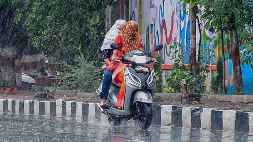 dust-storm,-rain-and-thunderstorm-hit-delhi-ncr;-imd-issues-alert-check-forecast