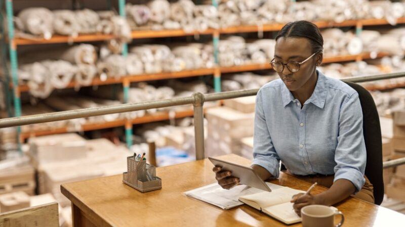 retail-training-with-ai:-using-ai-to-build-confidence-in-retail-associates