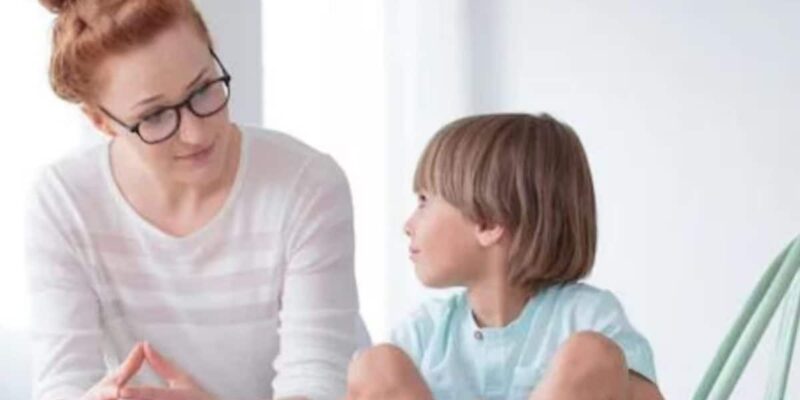 parenting-tips:-how-to-protect-your-child-from-toxic-friendships