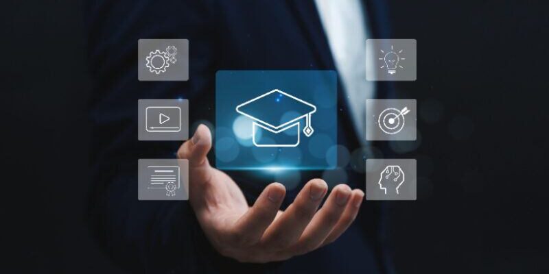 ilt-vs.-elearning:-the-ultimate-guide-to-choosing-your-perfect-training method