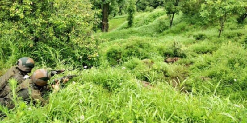 jammu-and-kashmir:-soldier-killed,-two-injured-in-ongoing-gunfight-in-kishtwar