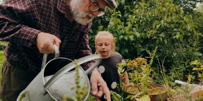 grow,-learn,-play:-hands-on-backyard-gardening-activities-for-kids