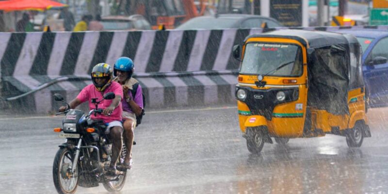 heavy-rain-alert-for-tamil-nadu-districts-till-may-28:-rmc-issues-red-warning-for-nilgiris