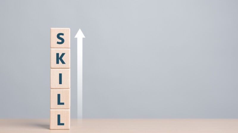 how-to-upskill-employees-effectively:-best-practices-for-l&d