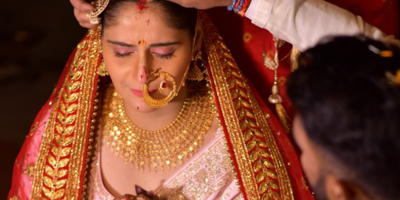 more-pics-from-arti-singh,-dipak-chauhan’s-first-wedding-anniversary