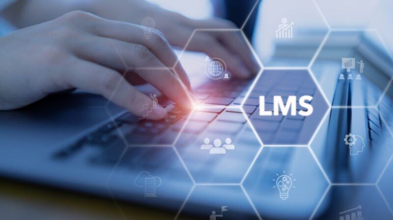 checklist:-10-critical-questions-to-ask-before-commissioning-a-custom-lms