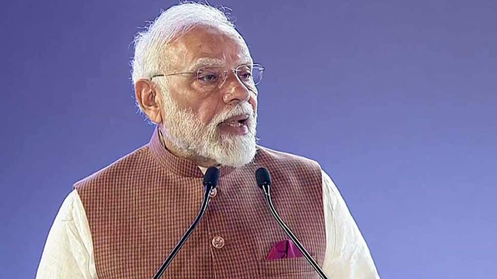 india-has-witnessed-unprecedented-transformation-in-civil-aviation-in-last-few-years:-pm-modi
