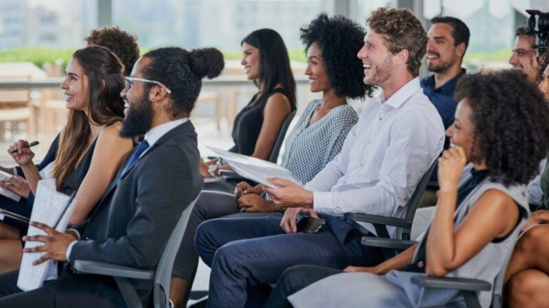 employee-training-statistics,-trends,-and-data-in-2025