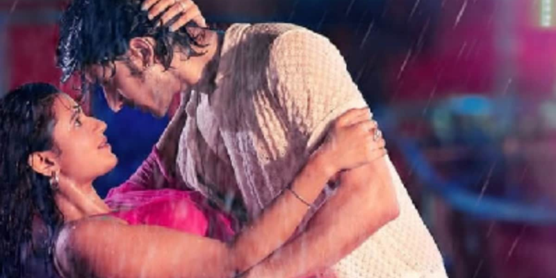 paras-kalnawat-and-anjali-arora-set-the-screen-ablaze-in-dhadke-yeh-dil