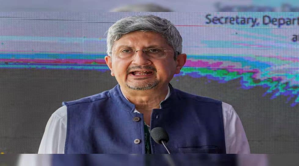 india’s-secret-arsenal-unveiled:-drdo-chief-lifts-the-veil-on-india’s-new-military-might