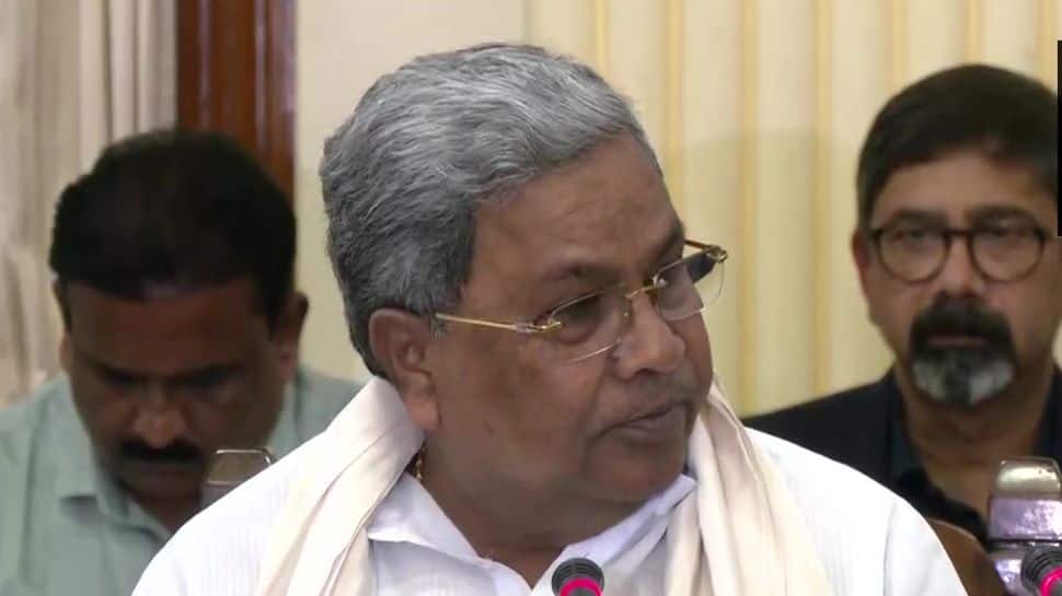 bengaluru-stampede:-cm-siddaramaiah-suspends-top-police-officials,-orders-judicial,-cid-probes