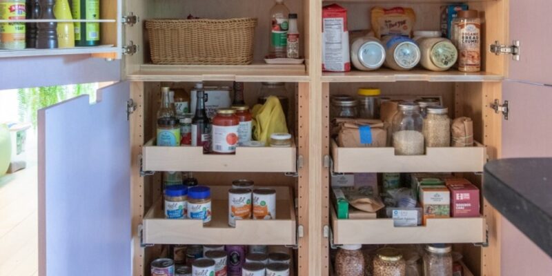 how-to-organize-kitchen-cabinets:-15-expert-backed-tips-for-a-clutter-free-kitchen
