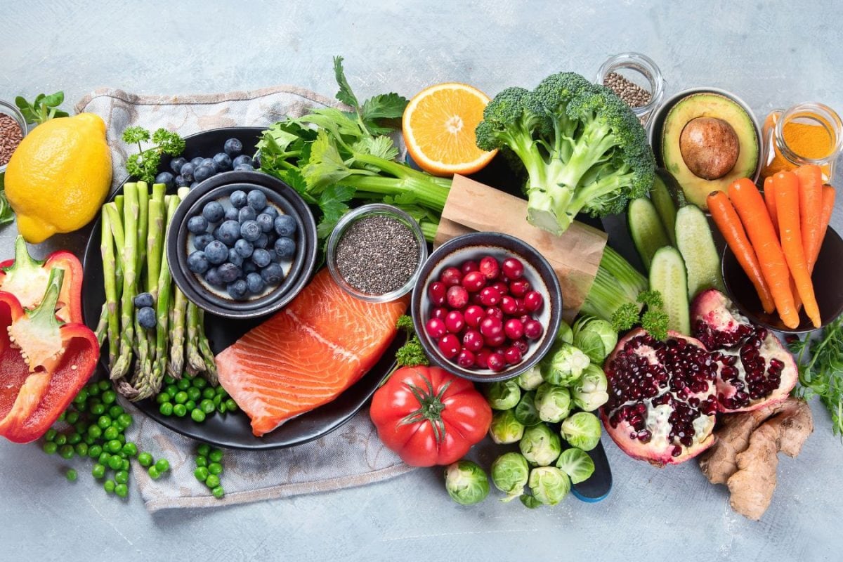 the-mind-diet-explained:-a-look-at-how-this-eating-plan-supports-cognitive-health