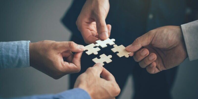 6-creative-ways-to-sharpen-critical-thinking-skills-and-encourage-curiosity-among-your-workforce
