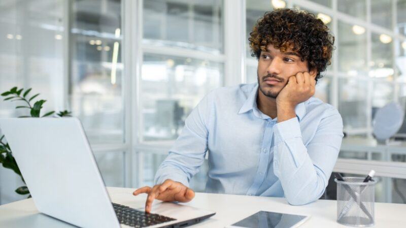 6-warning-signs-an-employee-is-about-to-quit