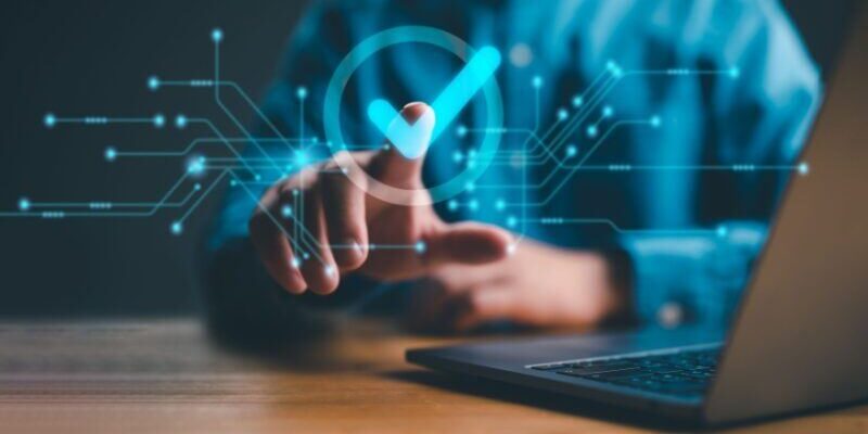 demystifying-21-cfr-part-11-and-annex-11:-how-a-validated-lms-empowers-life-sciences-training