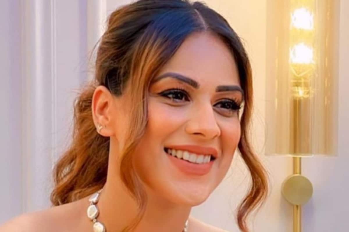 nia-sharma-gets-emotional-saying-goodbye-to-the-‘pookie-cast’-of-laughter-chefs-2