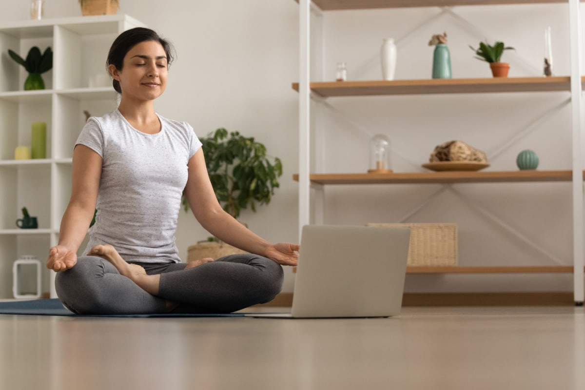 yogmantra-|-yoga-for-your-thirties:-a-daily-routine-to-stay-fit-and-focused