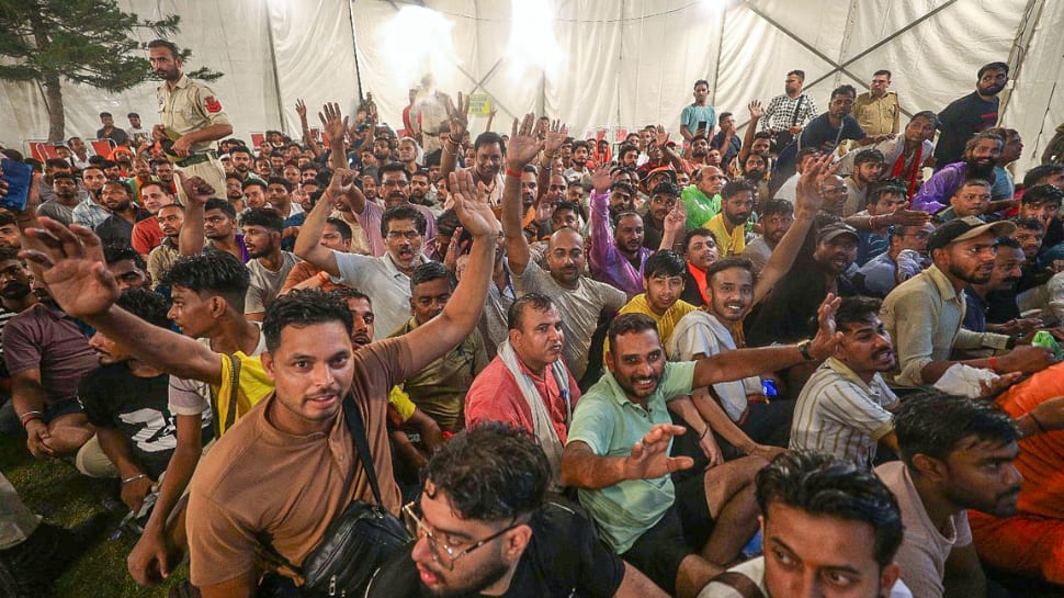 unshaken-faith:-pilgrims-embark-on-amarnath-yatra-despite-terror-shadow