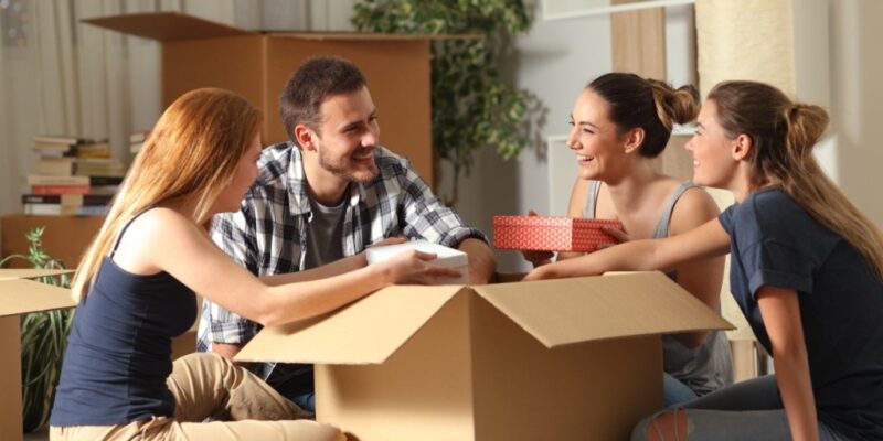 how-many-people-can-be-on-a-mortgage?-what-you-need-to-know-before-entering-a-joint-mortgage