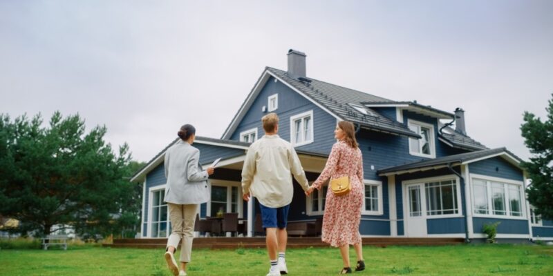 can-a-real-estate-agent-sell-their-own-home?-what-you-need-to-know