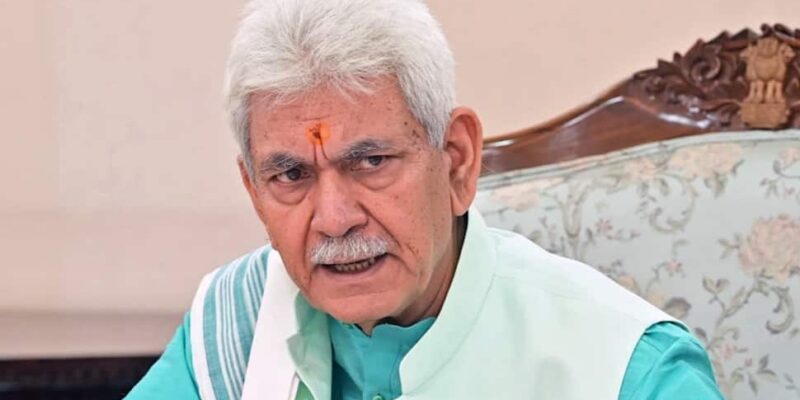 20,000-pilgrims-visit-lord-shiva’s-cave-temple-during-ongoing-amarnath-yatra:-lg-manoj-sinha