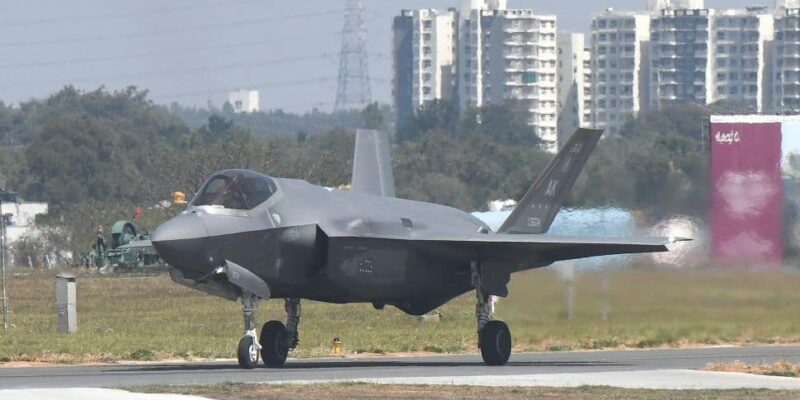 british-f-35-fighter-jet-stranded-at-thiruvananthapuram-airport-for-weeks,-towed-to-hangar